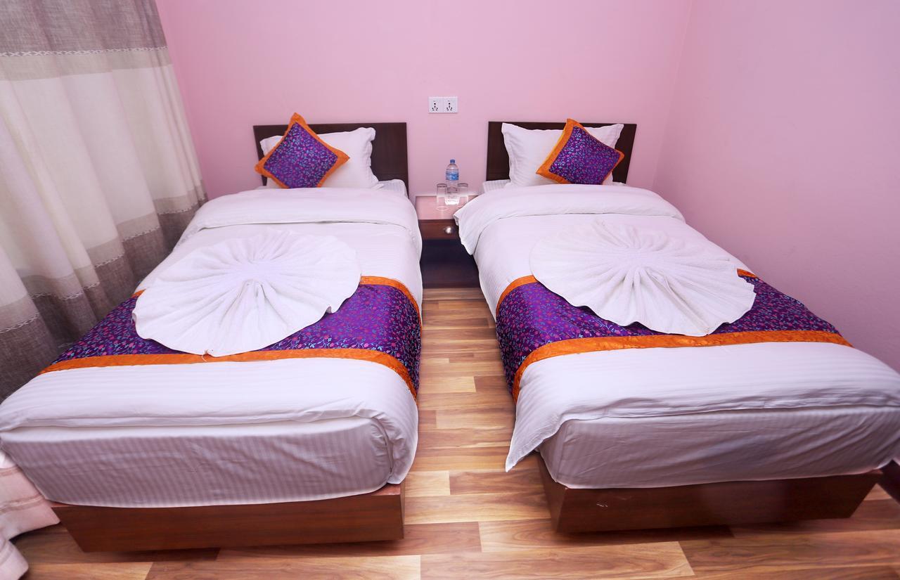 Hotel Rising Home Kathmandu Exterior foto